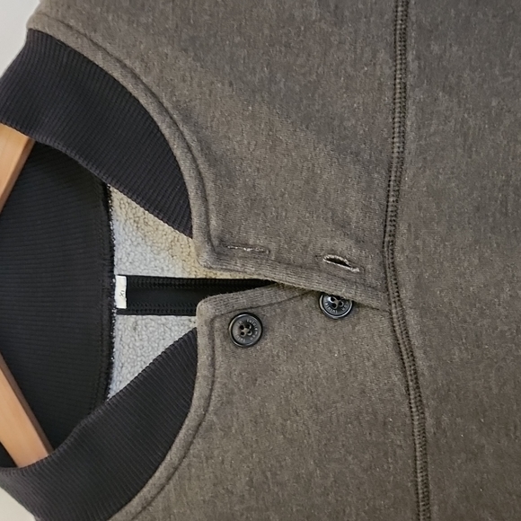 Lululemon Olive & Black Thick XL Jacket Two Button Front Unique Look - Picture 5 of 7